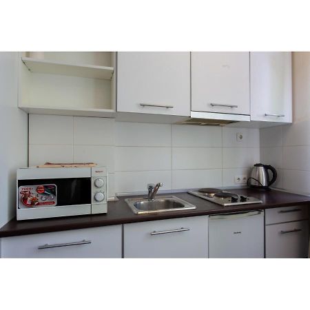 Studio Apartments In The City Center Harkiv Exterior foto